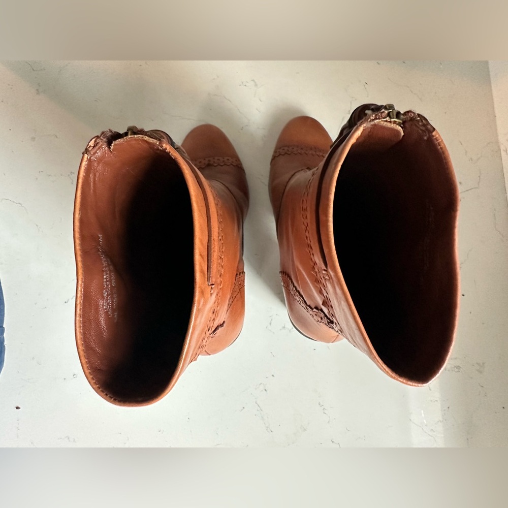 Tory‎ Burch Huxley sz8 brown booties - Picture 12 of 13